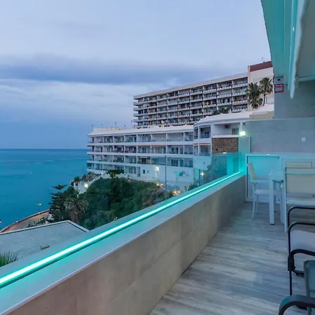 Beachside In Apartment Torremolinos